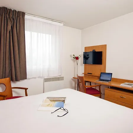 公寓式酒店 波尔多伊瑟尔公园及套房酒店 波尔多