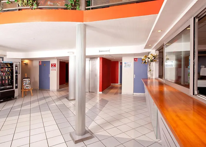 Sejours & Affaires De L'yser 3* بوردو