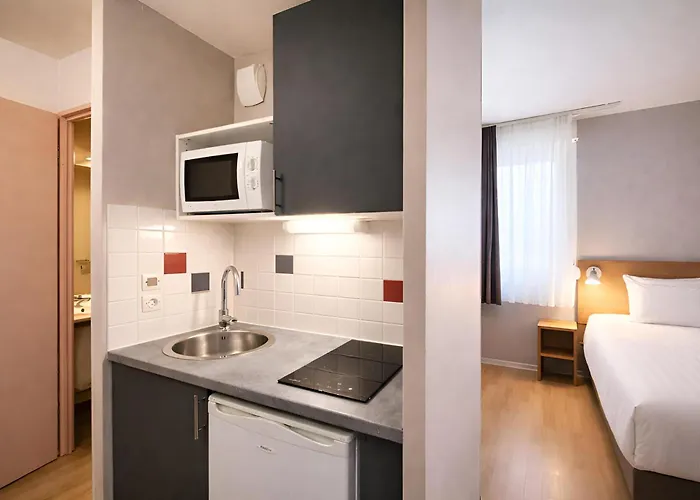 Sejours & Affaires De L'yser Aparthotel